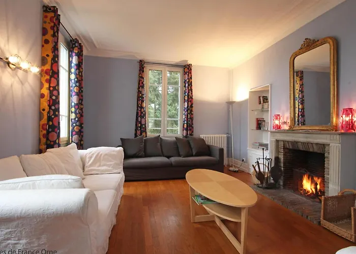 Maison De Maitre 19eme Siecle Avec Grand Parc Et 5 Chambres, Inclus, A - Fr-1-497-57 Holiday home